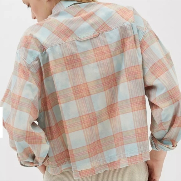 Urban Outfitters BDG Plaid Cotton Button Up Easter Boxy Cropped Shirt Blue Red - Picture 3 of 15